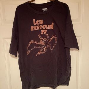 American Eagle Band Tee size XL